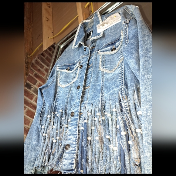 THE SHOW STOPPPPER!!❤️ - Picture 6 of 13